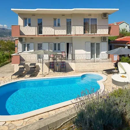 Villa Ivana *